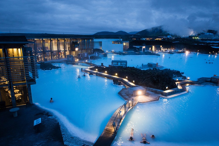 cheap flights to Blue-Lagoon-in-Iceland