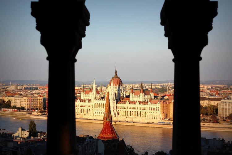 cheap flights to budapest hungary