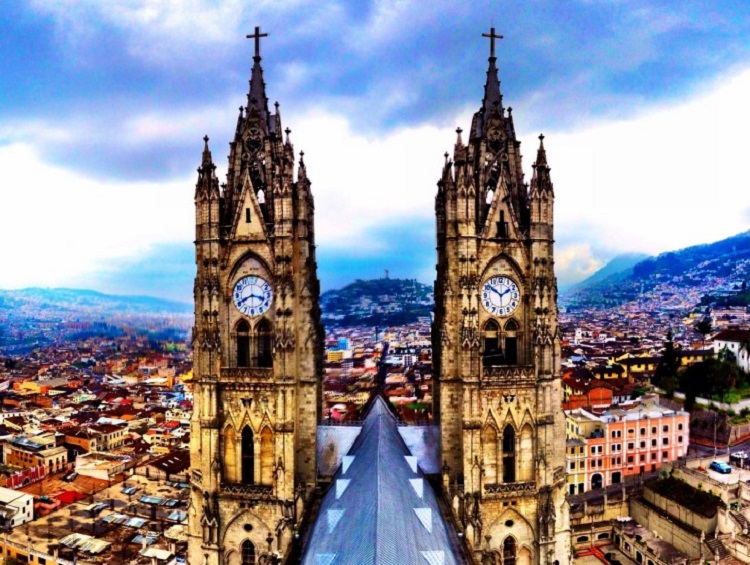 cheap flights to Quito-Ecuador