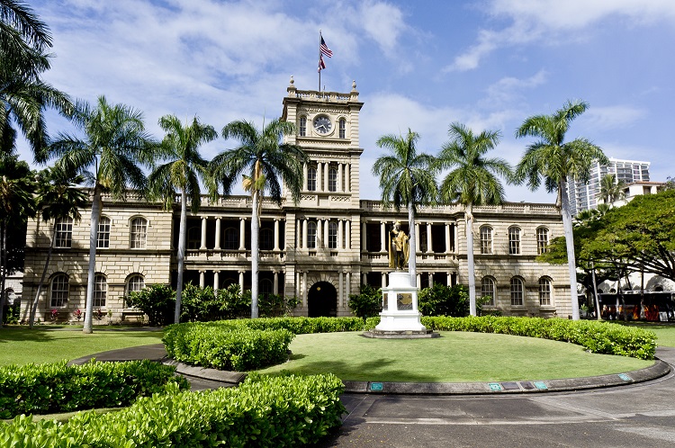 iolani-palace-in-honolulu