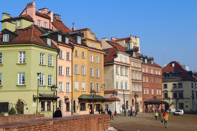 cheap flights to Warsaw-Poland-